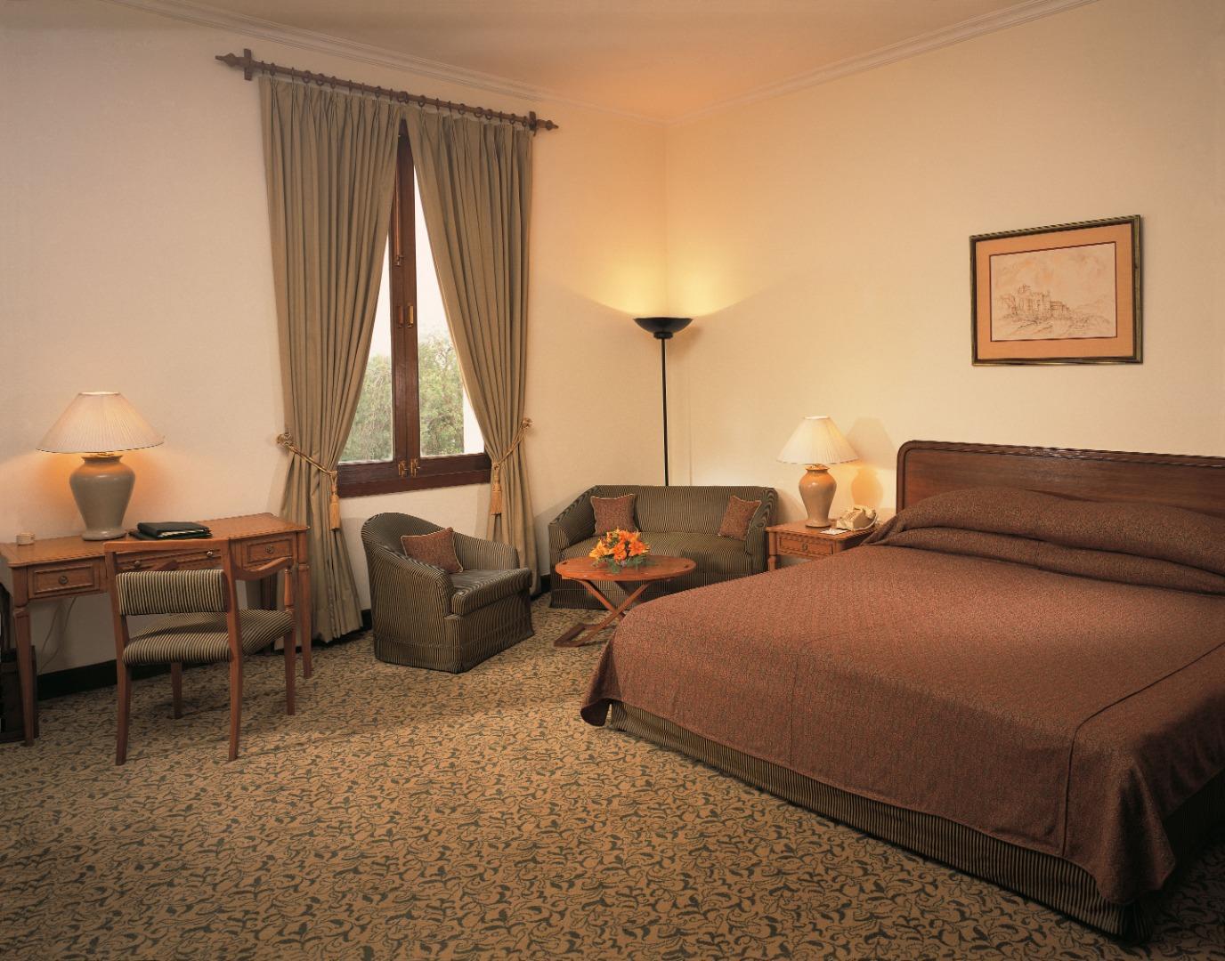 فندق ميدينز نيو دلهي نيودلهي المظهر الخارجي الصورة A room at the hotel
