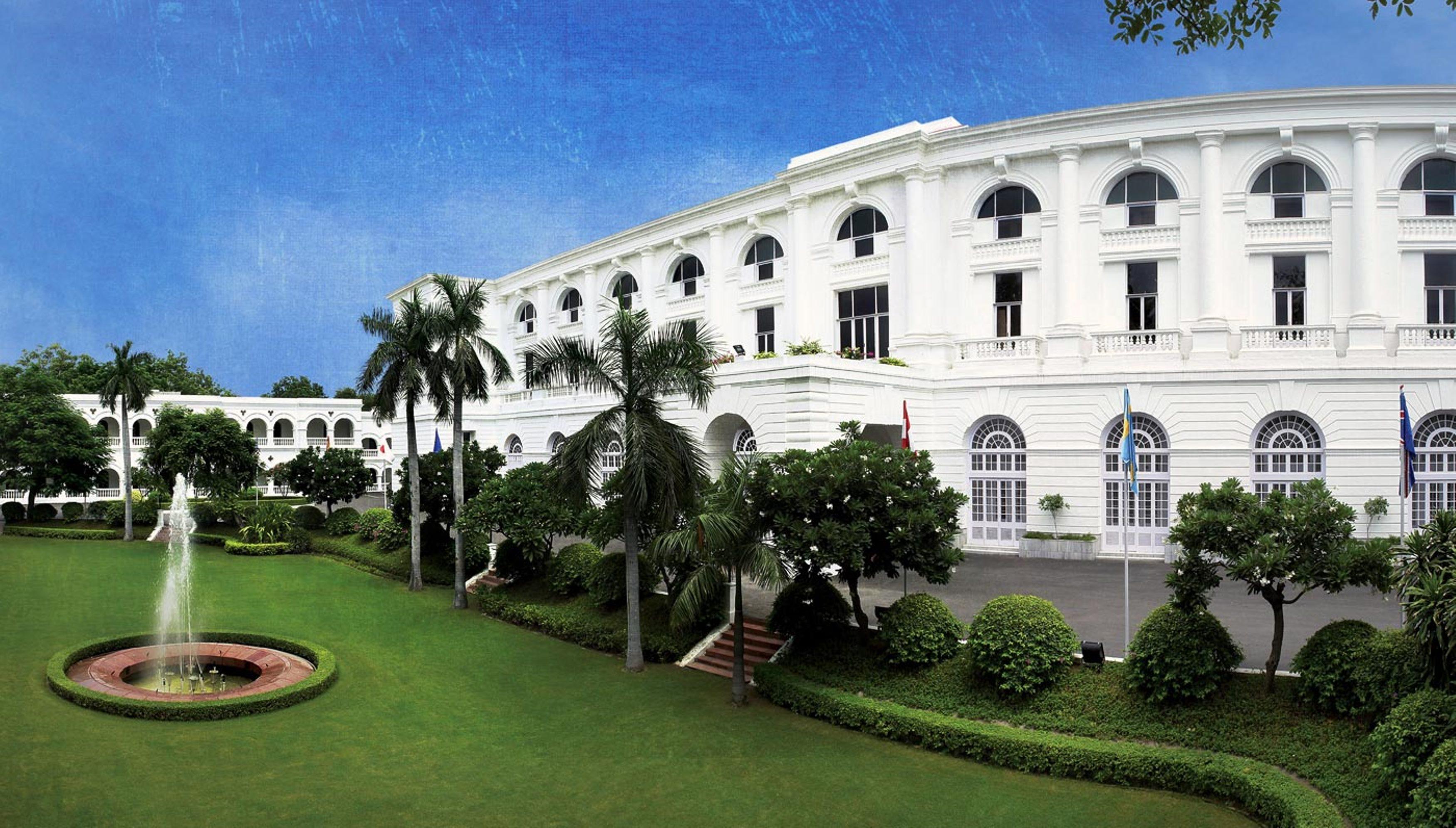 فندق ميدينز نيو دلهي نيودلهي المظهر الخارجي الصورة The E & F Mansion
