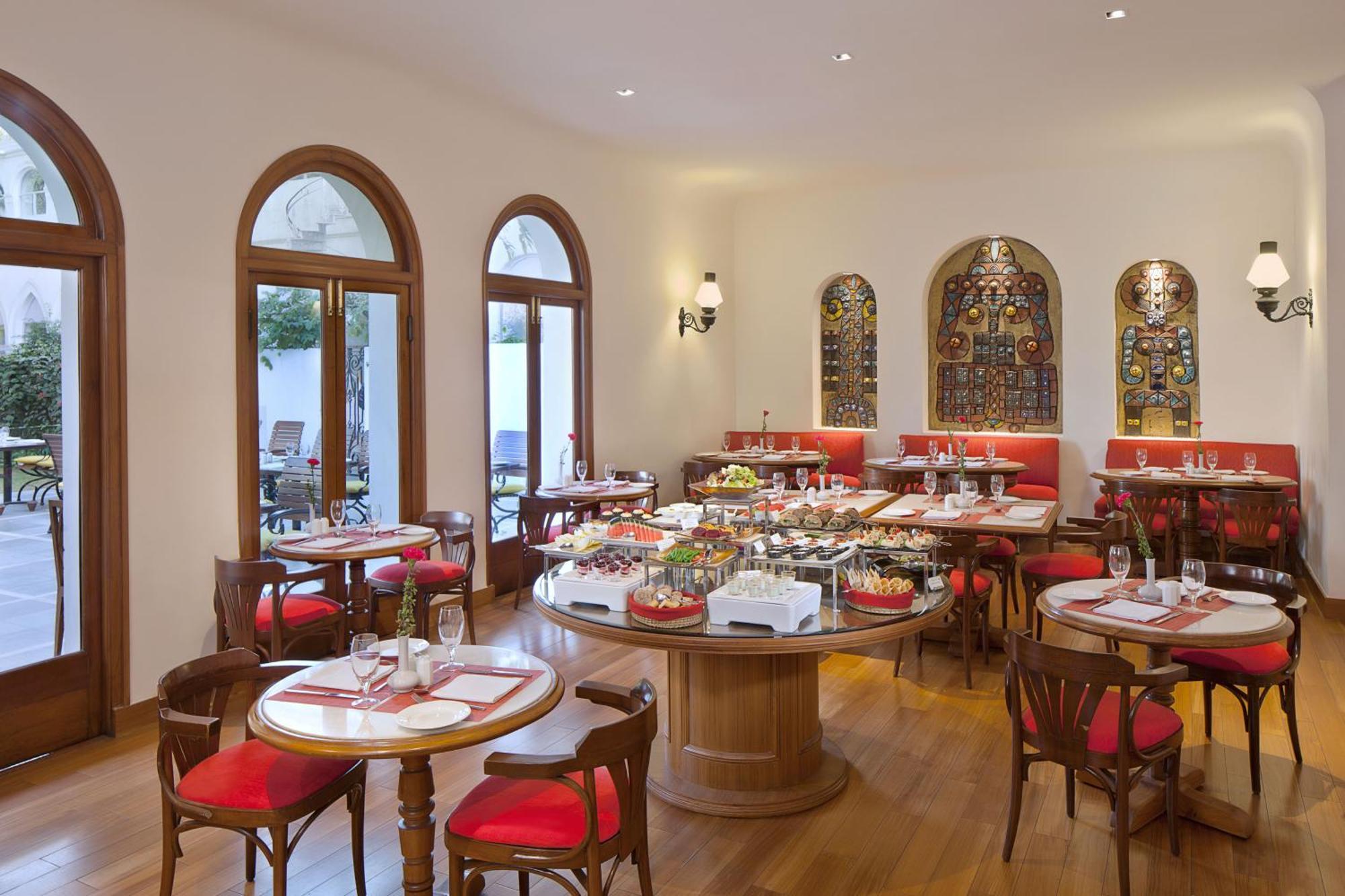 فندق ميدينز نيو دلهي نيودلهي المظهر الخارجي الصورة The restaurant