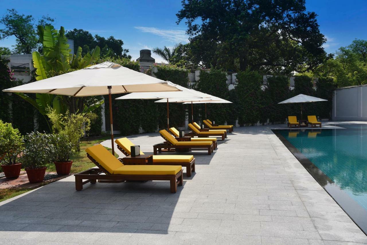 فندق ميدينز نيو دلهي نيودلهي المظهر الخارجي الصورة The pool at the Mandarin Oriental, Bangkok